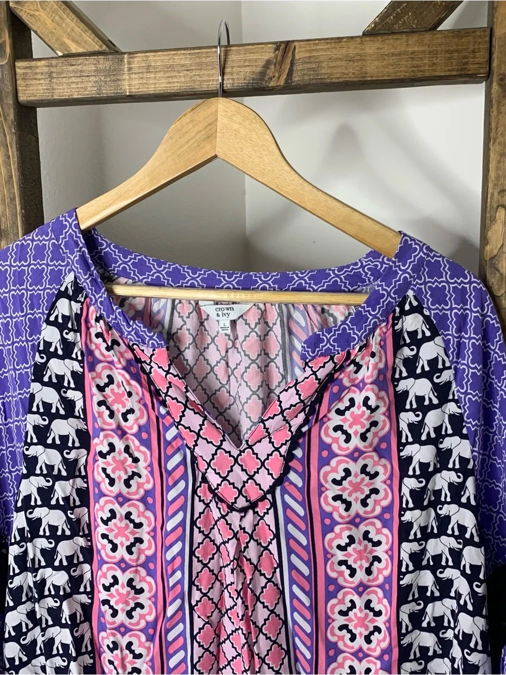Crown & Ivy Boho Floral & Elephant Print Peasant Top Pink & Purple Size L